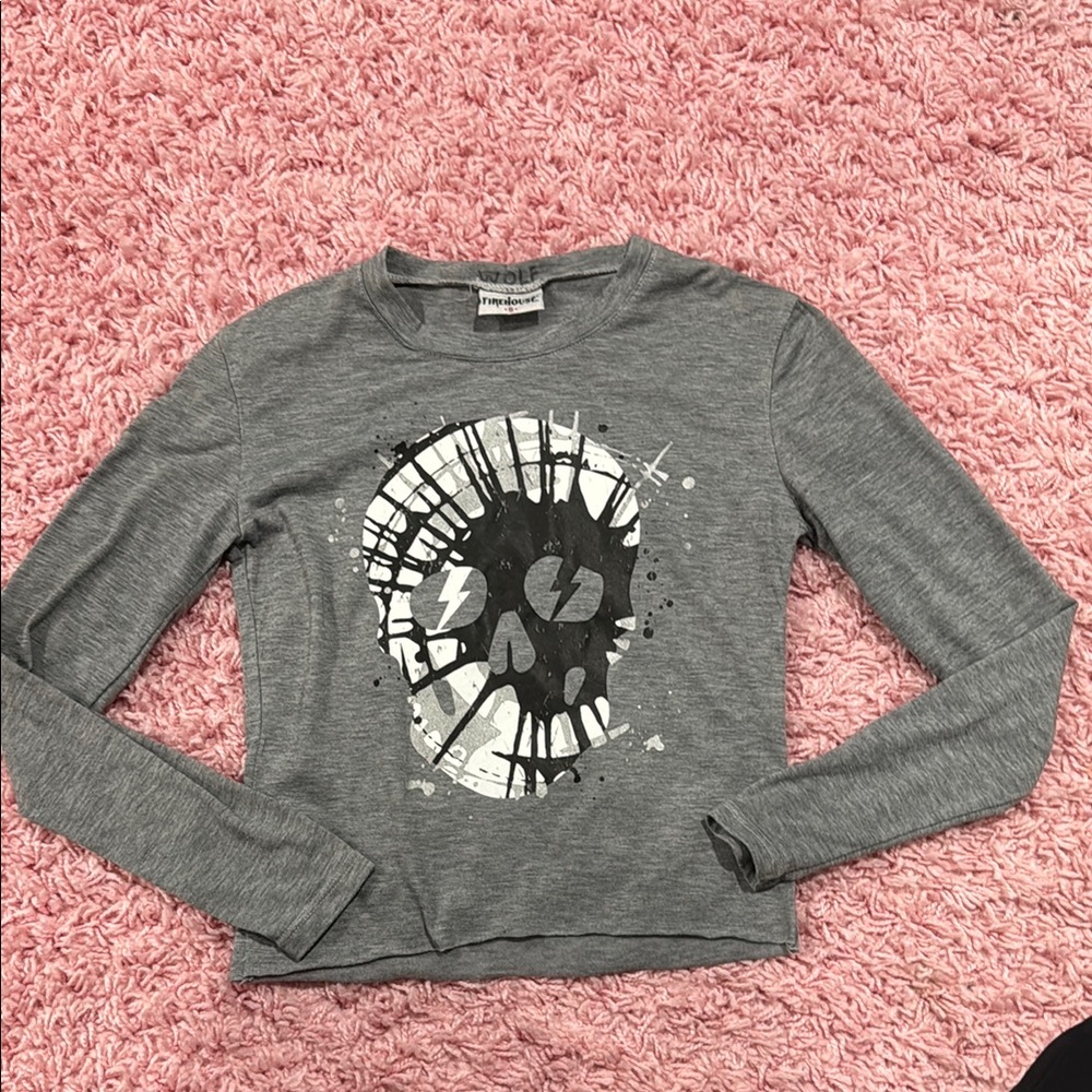 Zara Gray Long Sleeve Tee with Skull Print